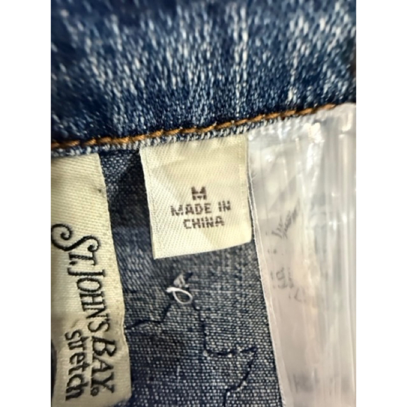 St John’s Bay Upcycled Jean Jacket Americana Festive Red White Blue SZ Medium - Picture 9 of 9